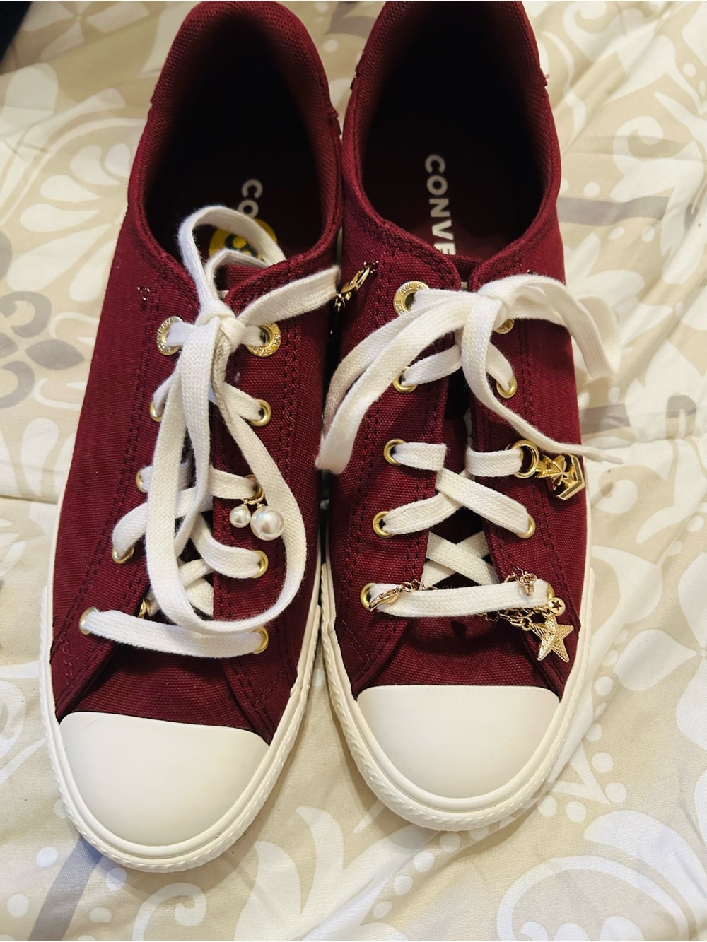 Converse Women's Low Top Sneakers in Burgundy with Charms only worn twice